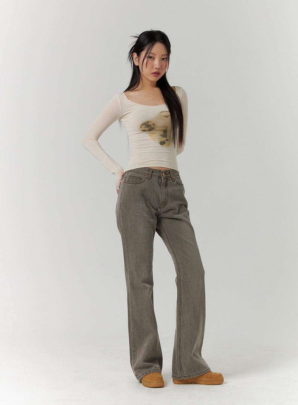 light-washed-slim-fit-jeans-cd314