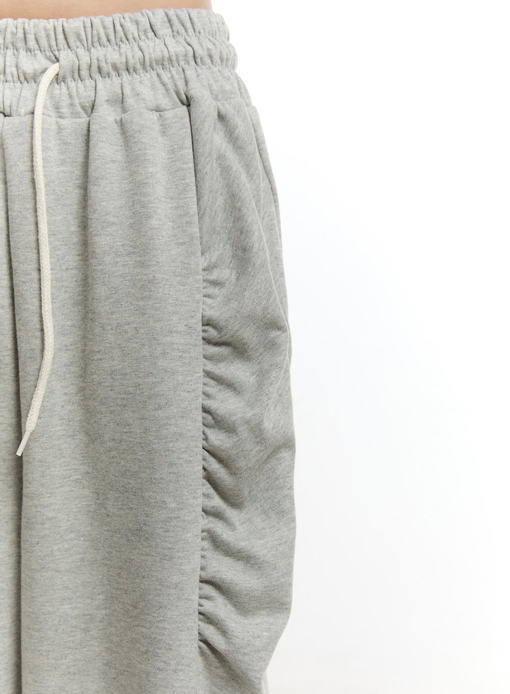 shirred-wide-fit-sweatpants-cy506