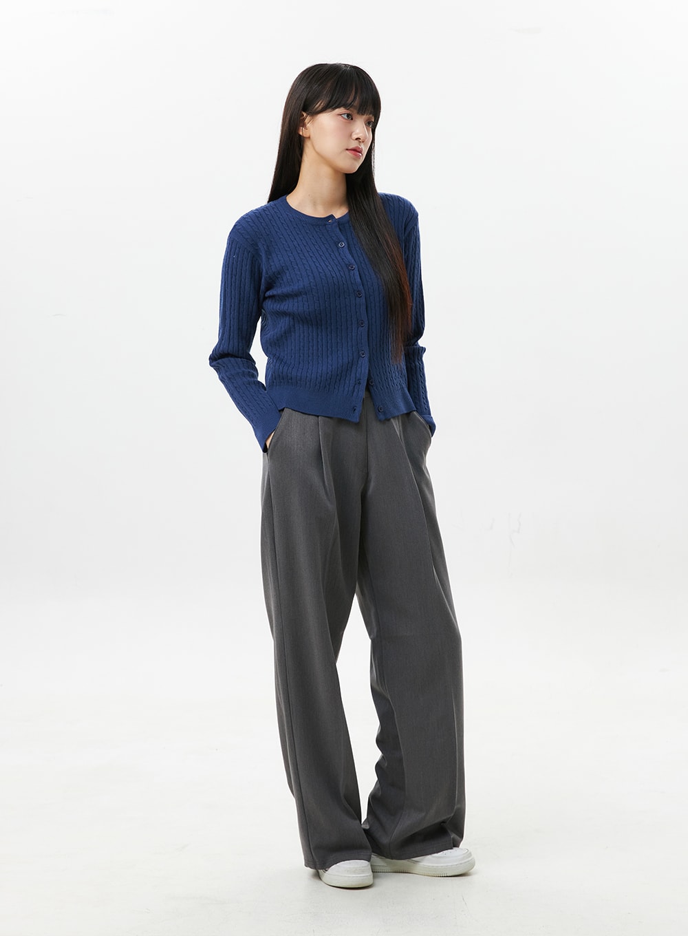 cable-knit-round-neck-cardigan-os305