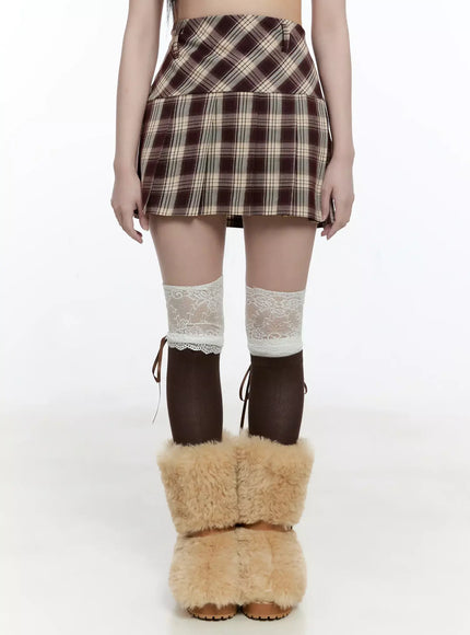high-waisted-plaid-pleated-mini-skirt-io527