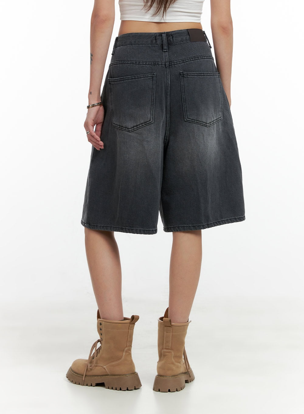 low-rise-bermuda-jorts-cl405