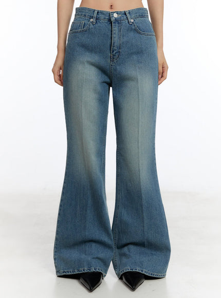 aliya-washed-bootcut-jeans-iu503