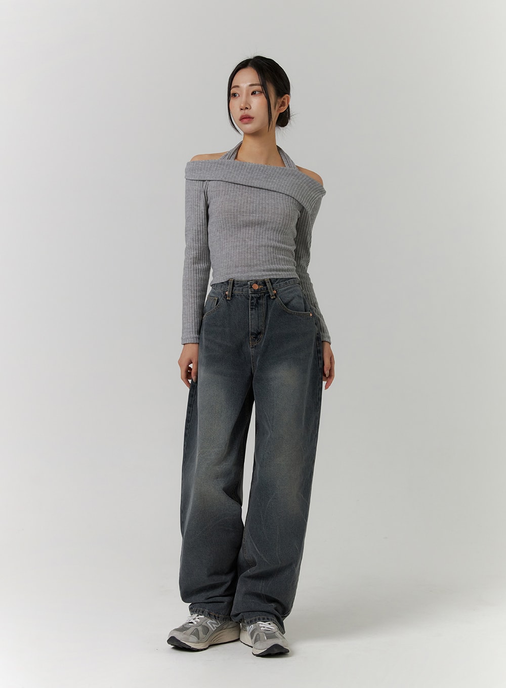 off-shoulder-halter-neck-crop-sweater-cd312