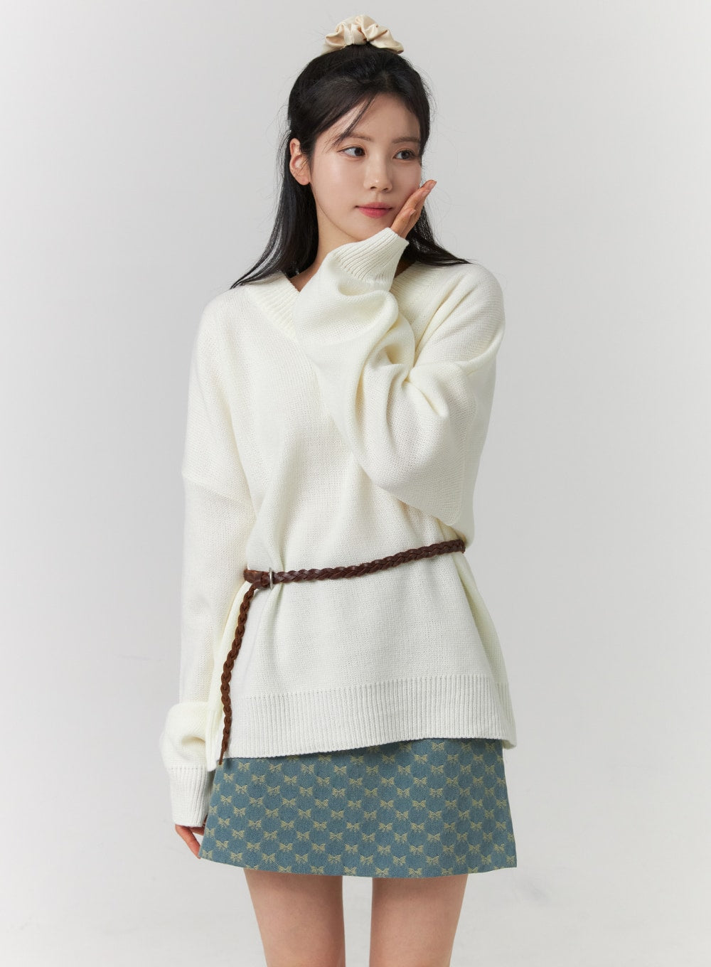 v-neck-knitted-long-sleeve-sweater-oj419