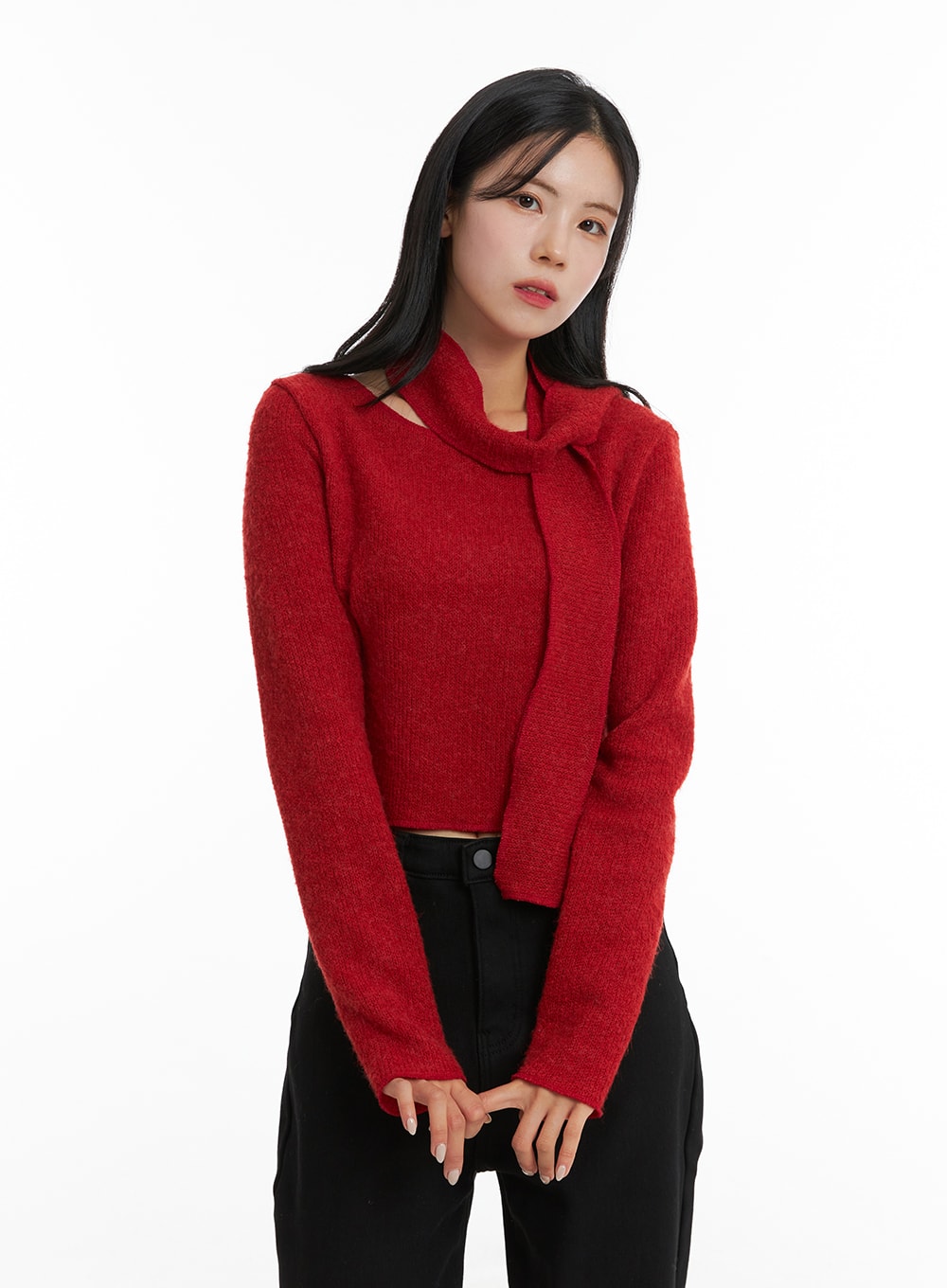 round-neck-crop-sweater-with-scarf-od307