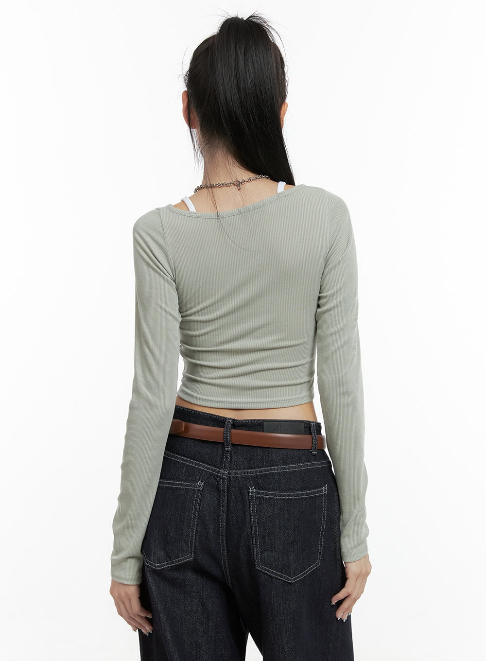 ribbed-button-v-neck-crop-top-os410