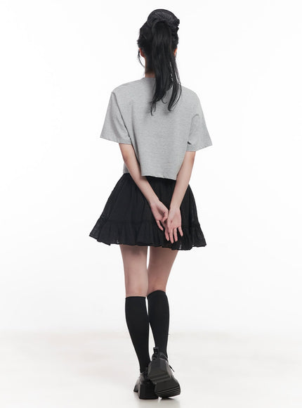 casual-graphic-crop-top-cy526