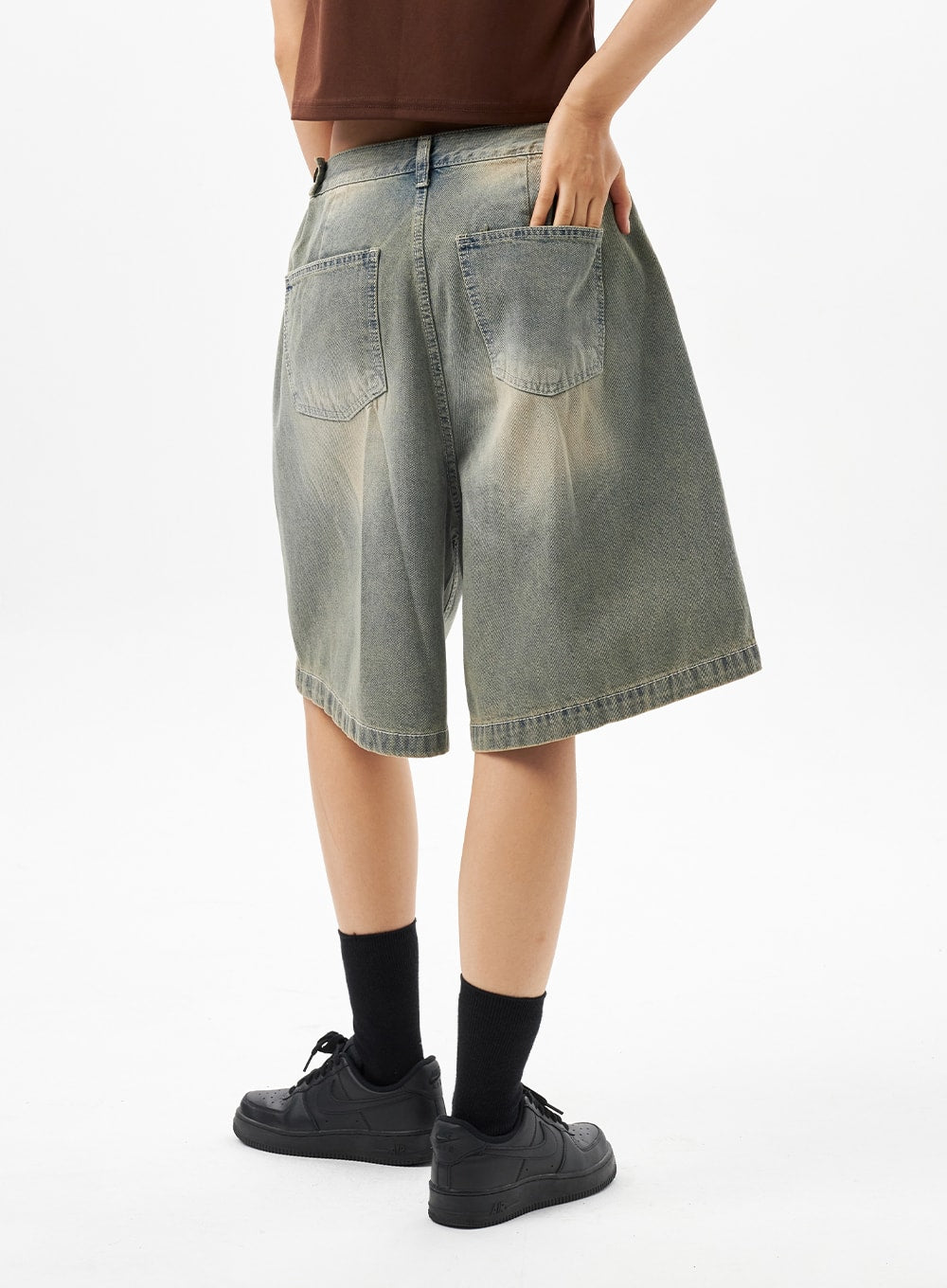 low-rise-denim-bermuda-pants-cu316