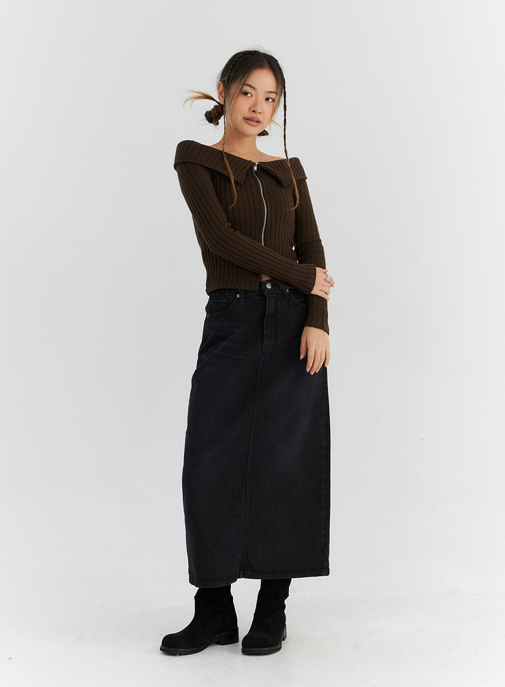 ripped-off-shoulder-zip-up-sweater-cn310