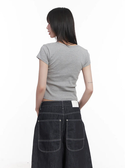 cursive-graphic-crop-tee-cu519