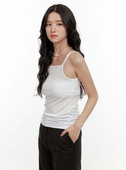 solid-essentials-cami-on404