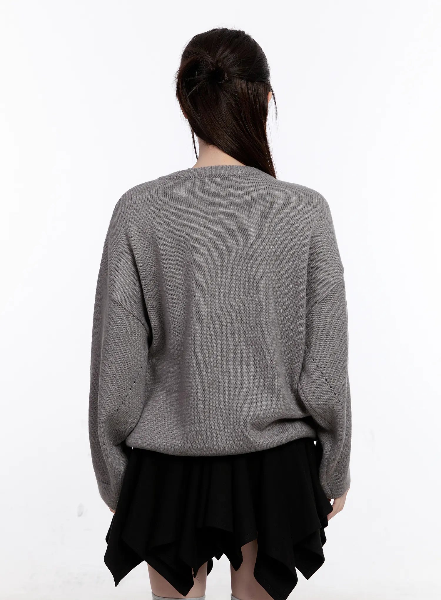 casual-loose-fit-long-sleeve-sweater-co501