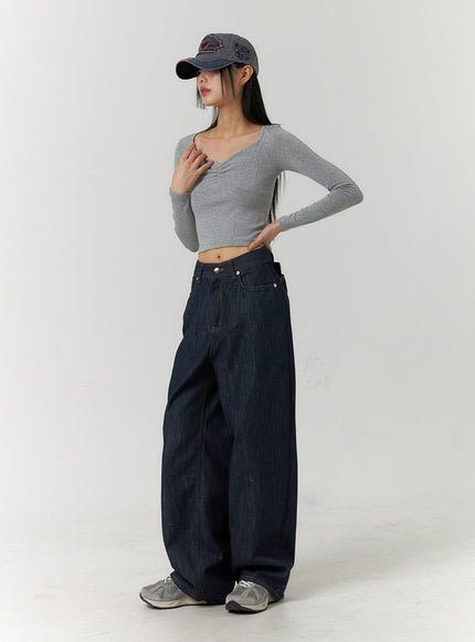 back-button-wide-leg-jeans-cf407