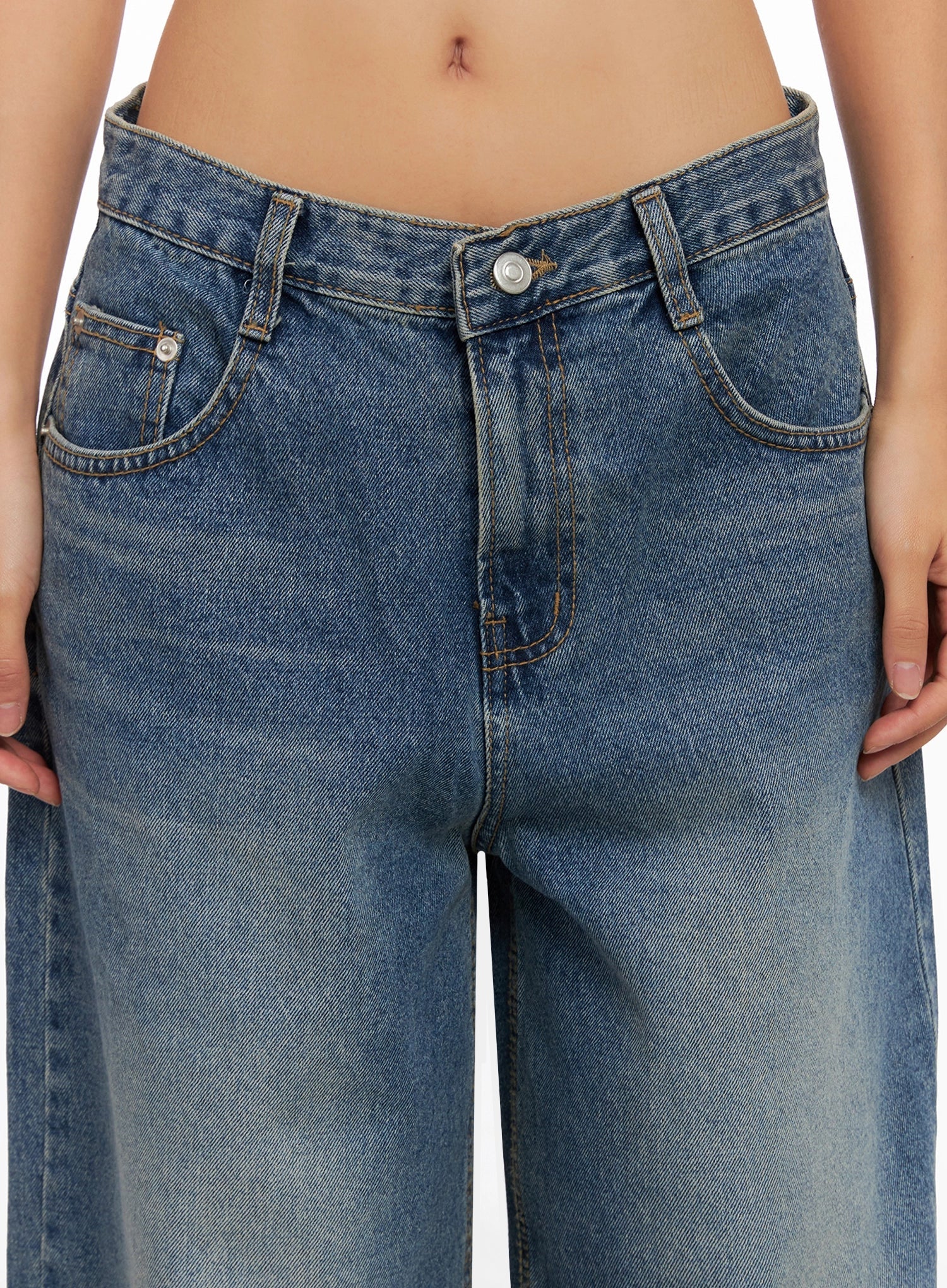 lilah-wide-leg-washed-jeans-ig527