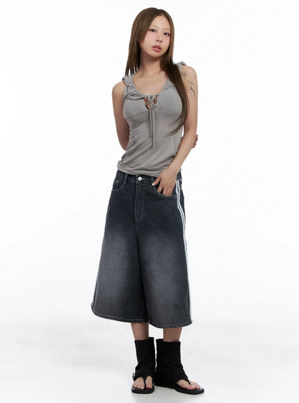 string-hooded-sleeveless-top-cl510