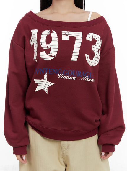 oversized-off-shoulder-graphic-sweatshirt-cn528