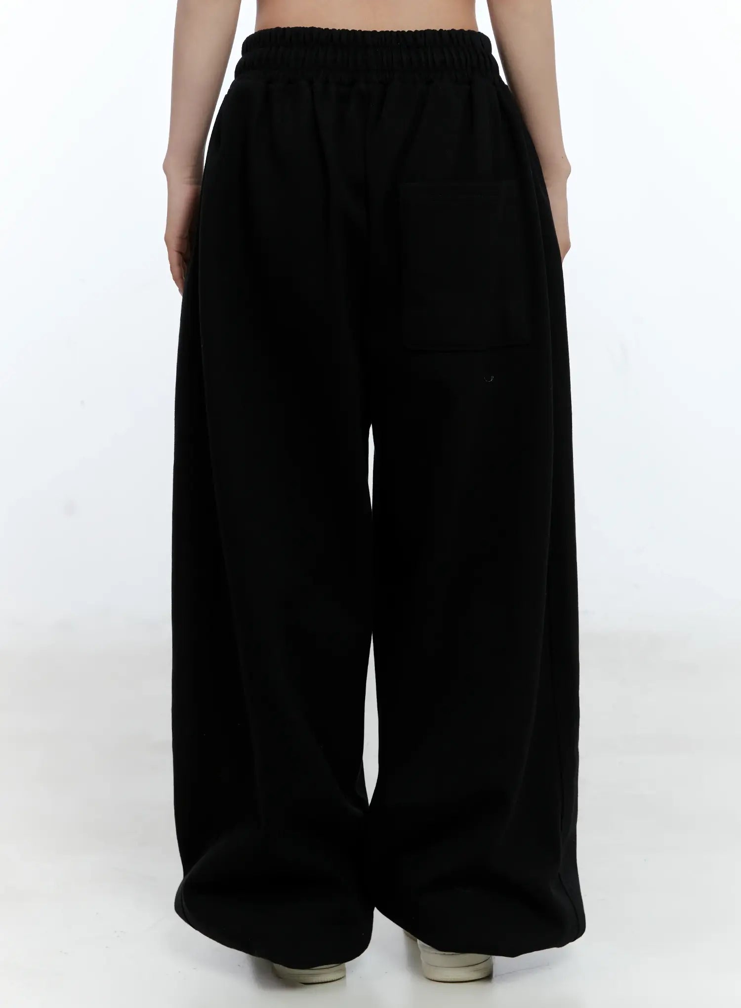 Wide-Leg Relaxed-Fit Track Pants CL530