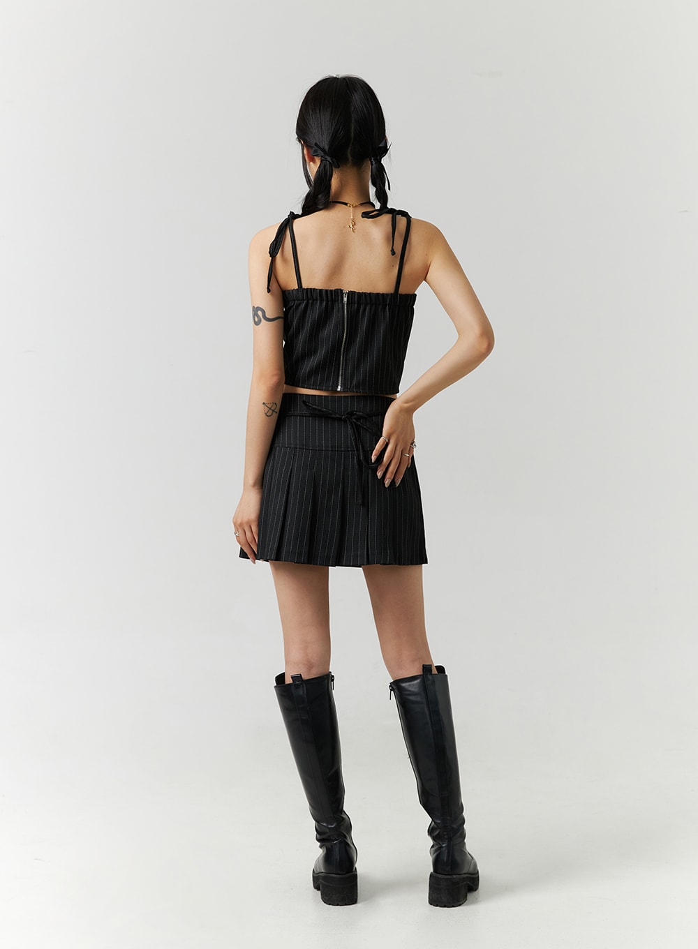 stripe-strap-shoulder-crop-cami-top-cd301