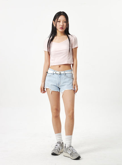 Heart Neck Cropped Tee CA320