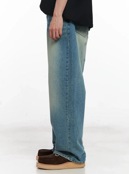 mens-relaxed-light-blue-wash-jeans