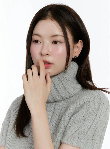 plaid-button-earrings-id526