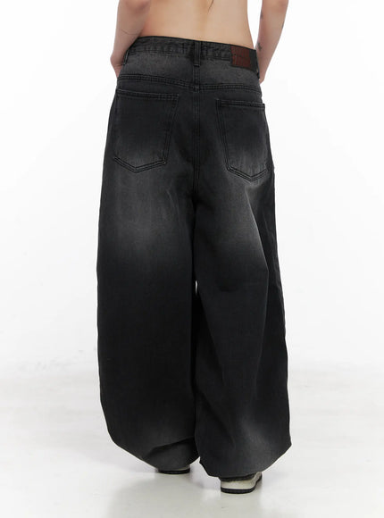 yuji-dark-washed-baggy-jeans-cn513