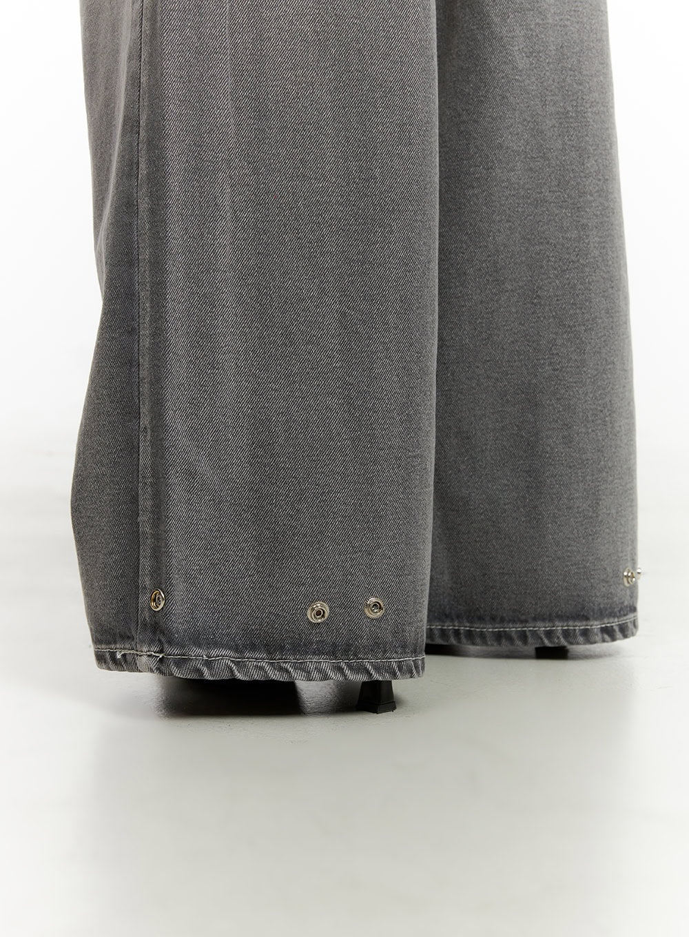 low-rise-baggy-jeans-cy431