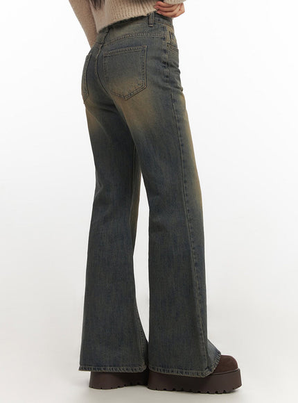 kourtney-vintage-wash-flared-jeans-if510