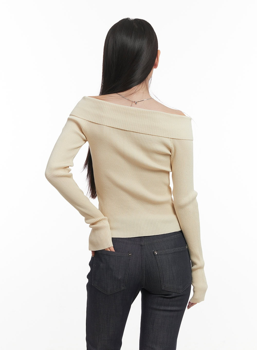 Off-Shoulder Asymmetric Long-Sleeve Knit Top CF525