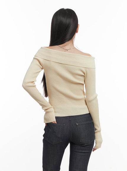 Off-Shoulder Asymmetric Long-Sleeve Knit Top CF525