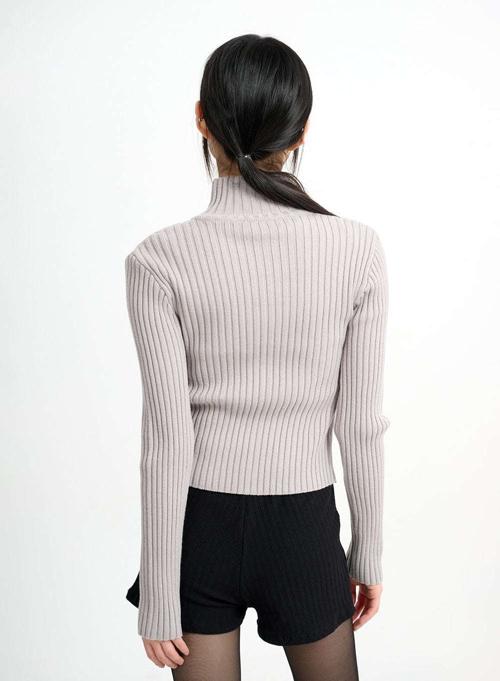 wool-blend-knit-zipper-long-sleeve-collared-top-cm415