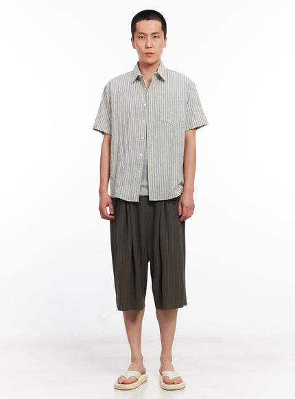 mens-pleated-wide-fit-shorts-iu512