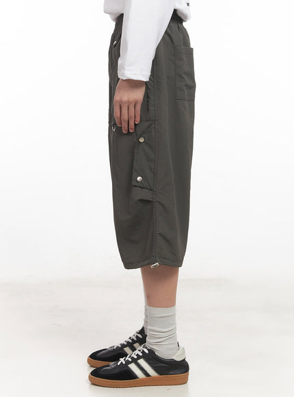 mens-nylon-pocketed-wide-fit-shorts-ia510