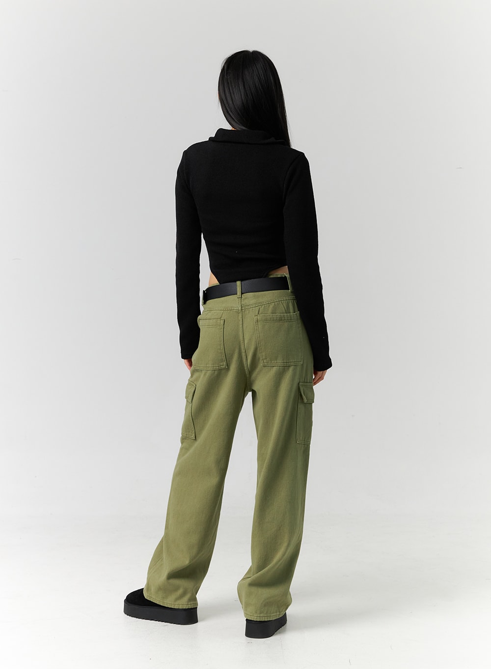 slim-fit-zip-up-knit-top-id306