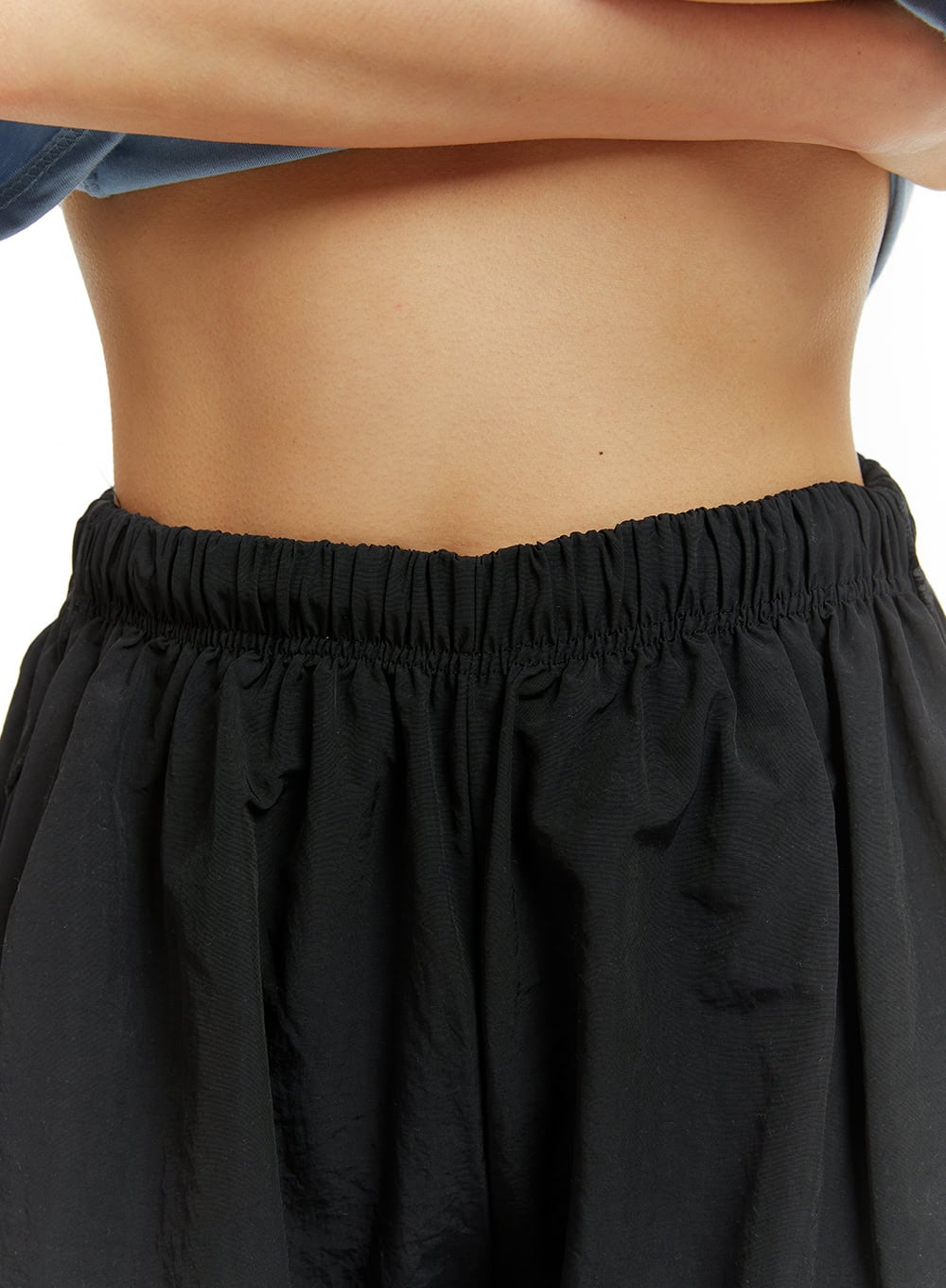 solid-parachute-pants-cu421