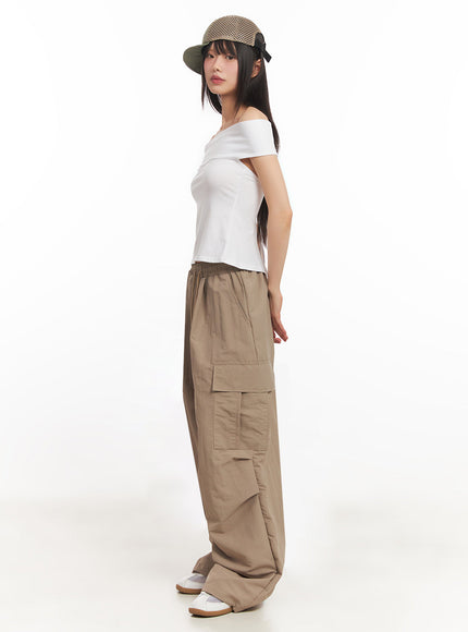 cargo-wide-leg-windbreaker-pants-iy502