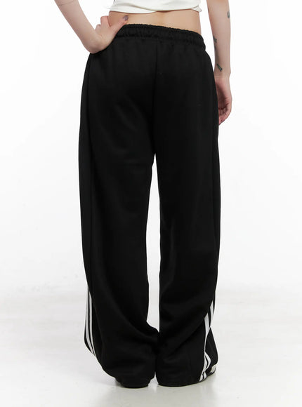 cozy-wide-leg-track-sweatpants-cn512