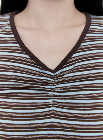 striped-v-neck-shirred-tee-cg501