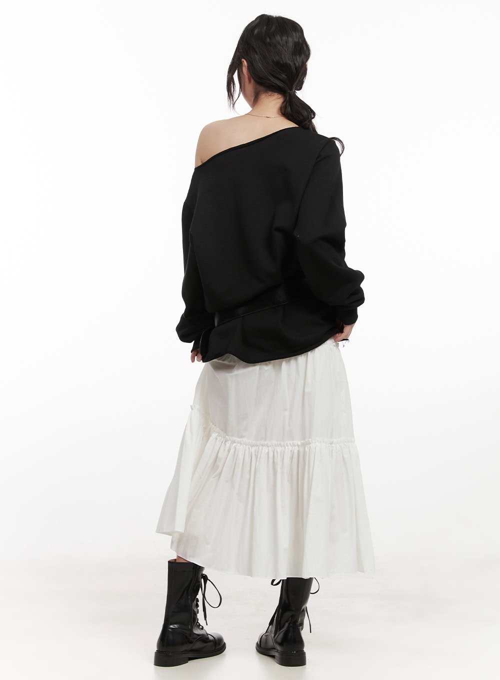 Chic One-Shoulder Studded Sweatshirt CJ523