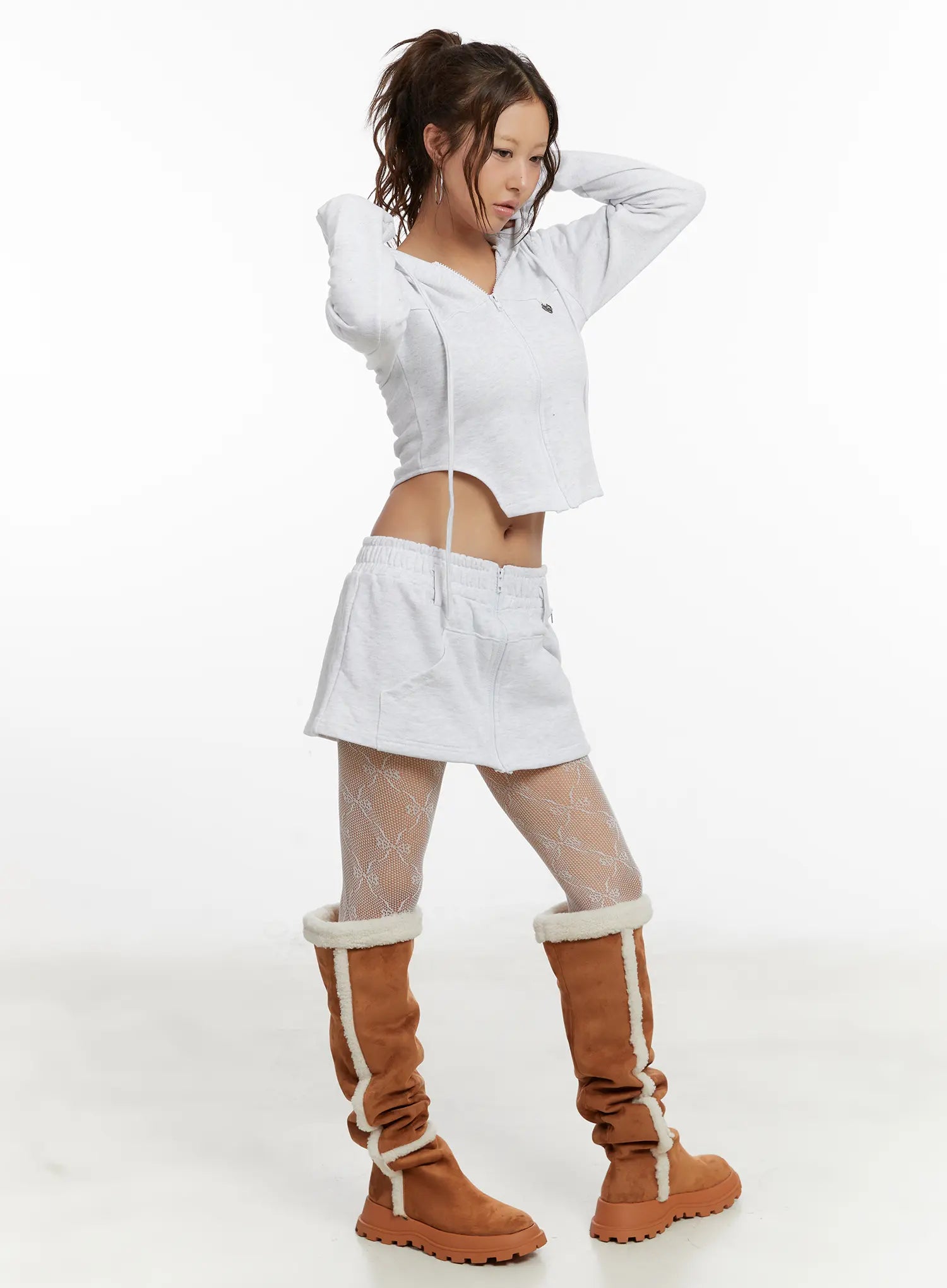 cut-out-cropped-zip-up-hoodie-cd515