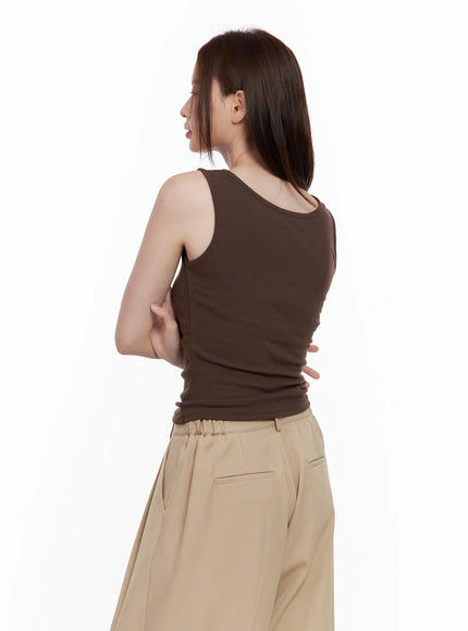 casual-button-tank