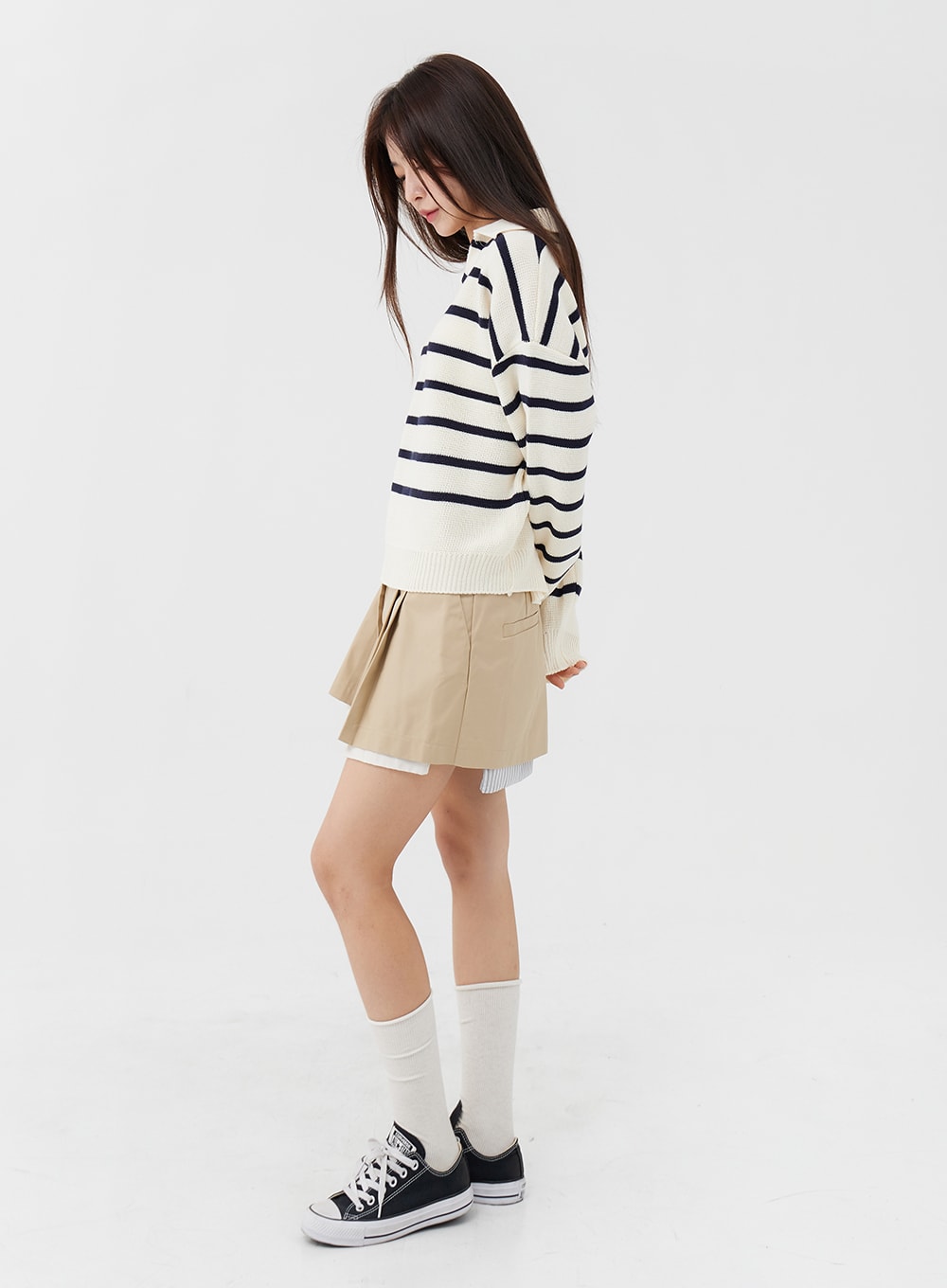 V-Neck Stripe Long Sleeve Knit with Collar IG24