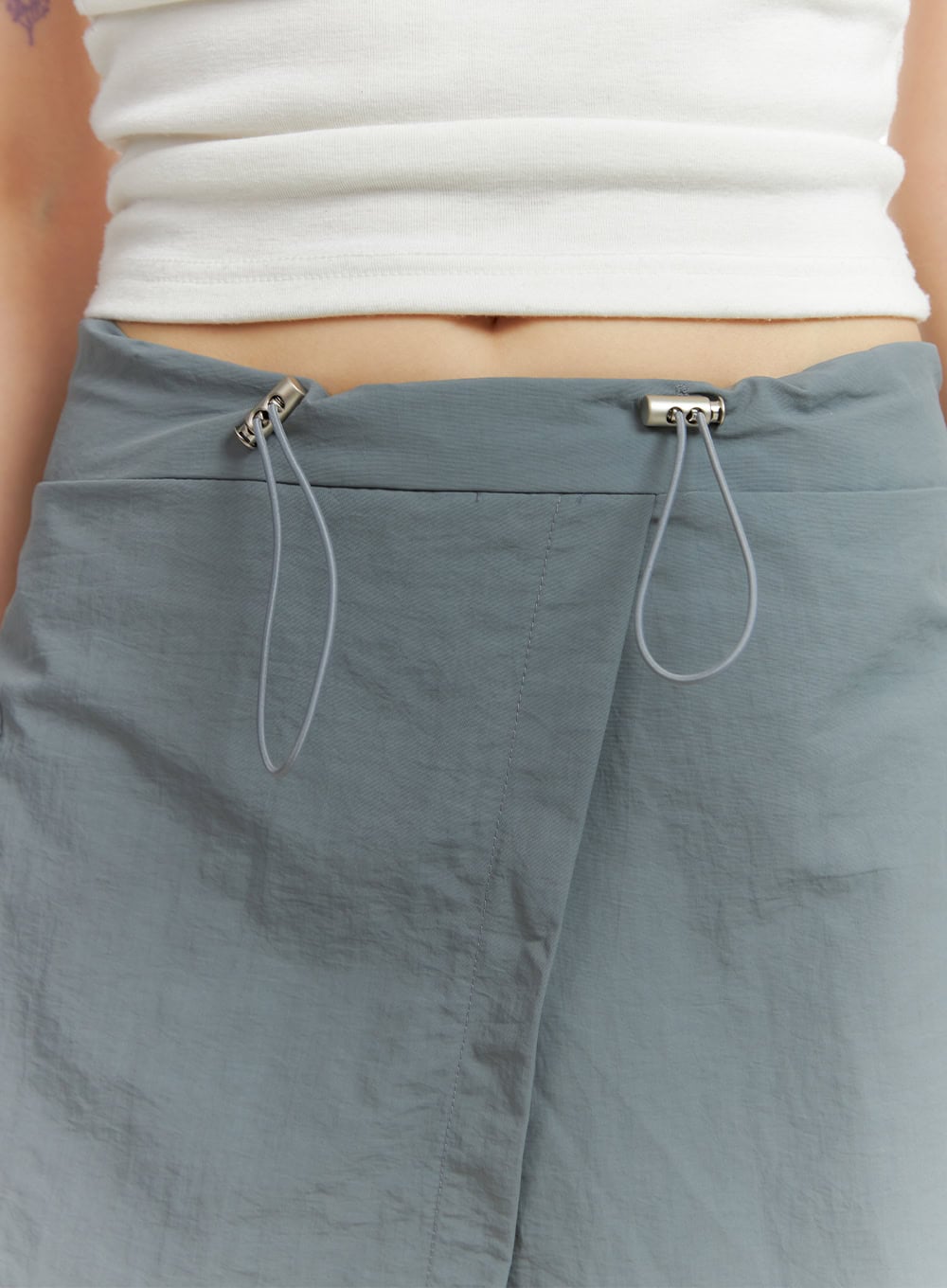 unbalanced-cargo-mini-skirt-cl403