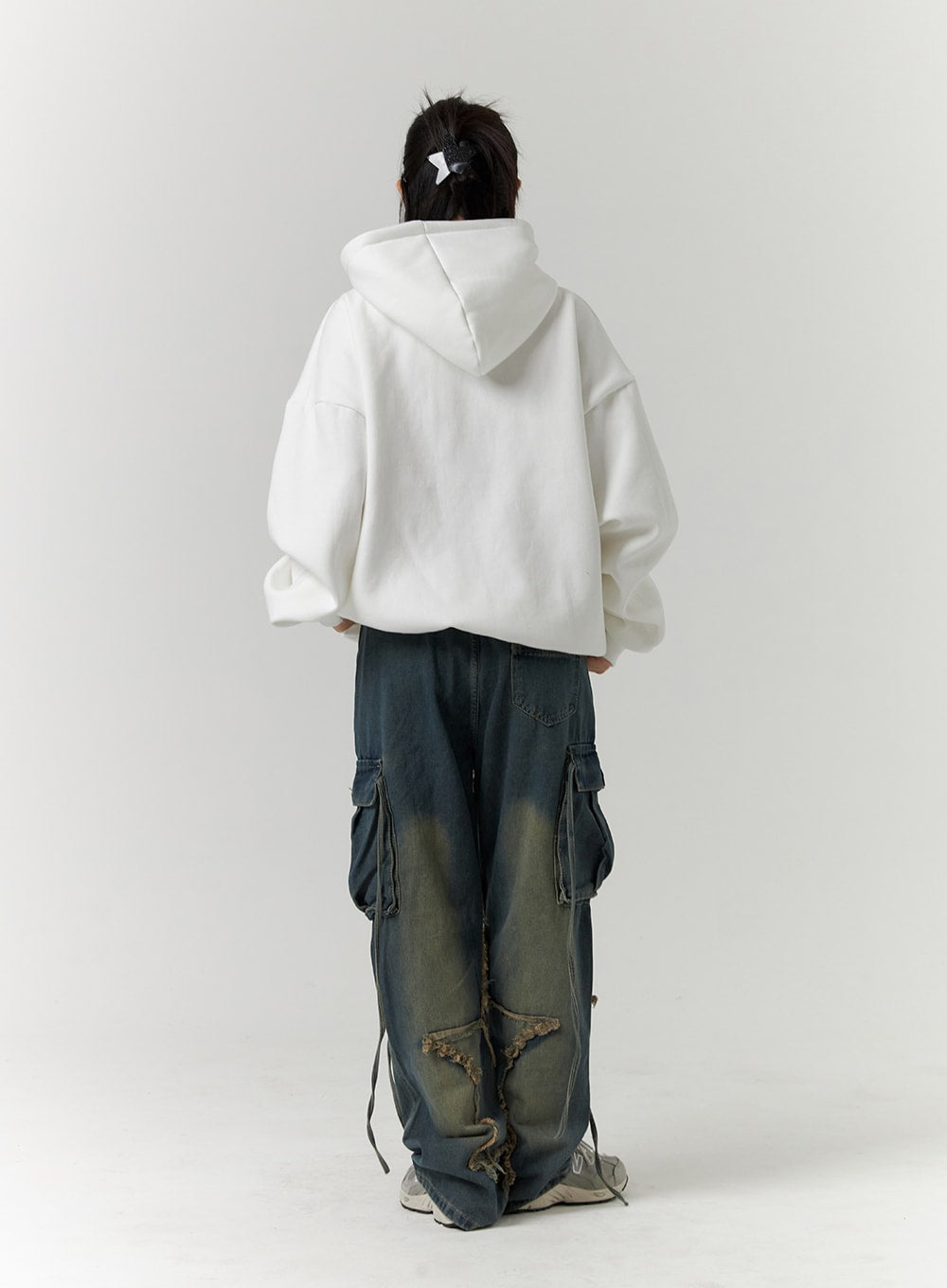 graphic-lettering-hooded-sweatshirt-cd312