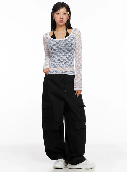 lace-overlay-scoop-neck-top-ig527