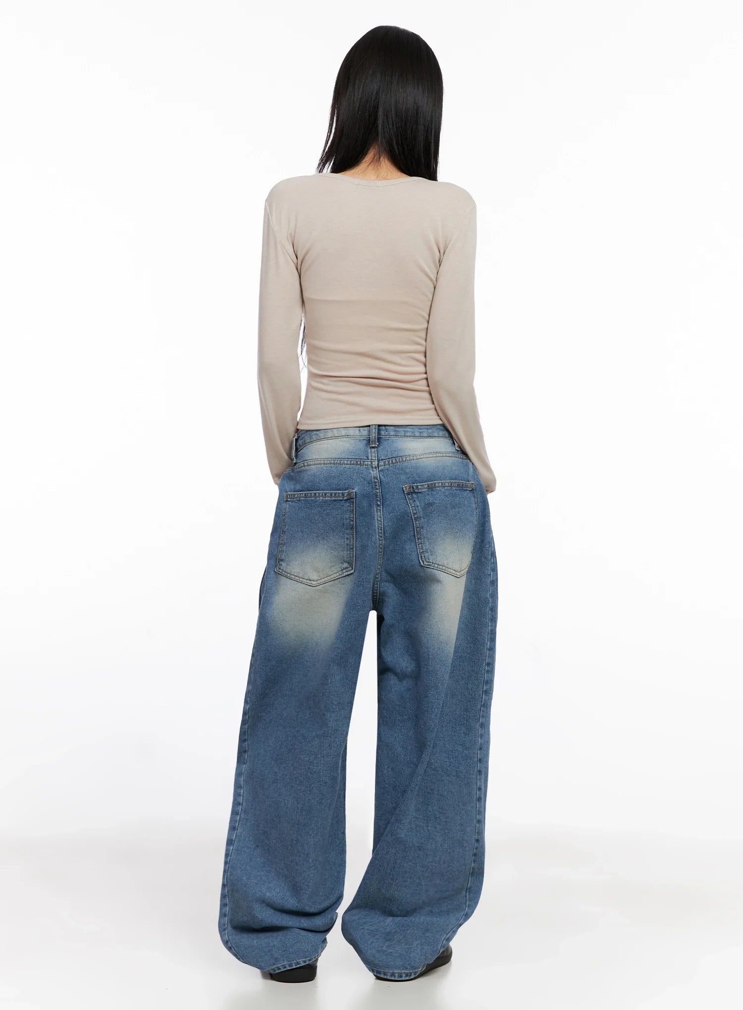 ruthie-side-pleat-relaxed-fit-jeans-is515