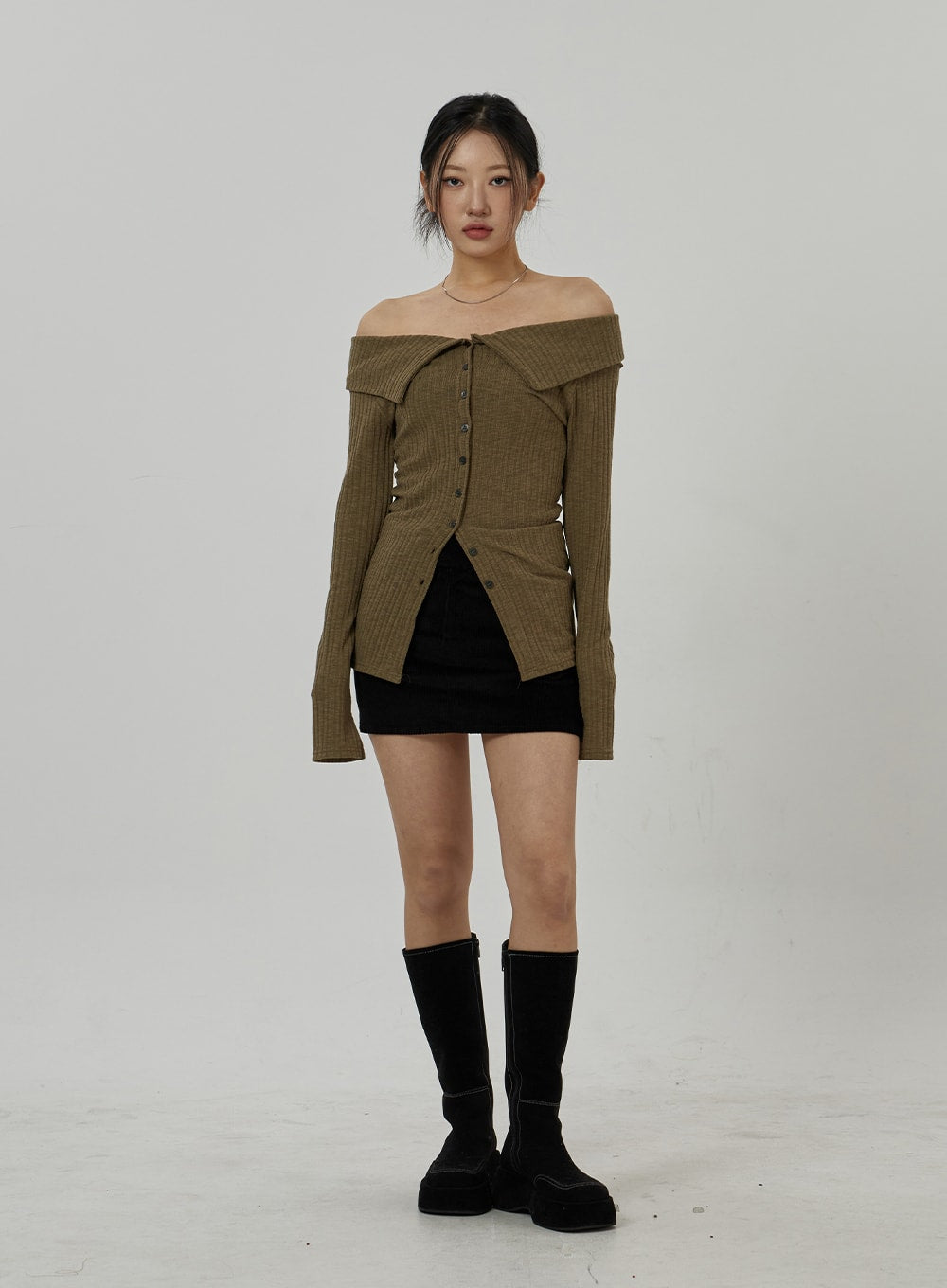 Slim Fit Button Off-Shoulder Knit Top CD19