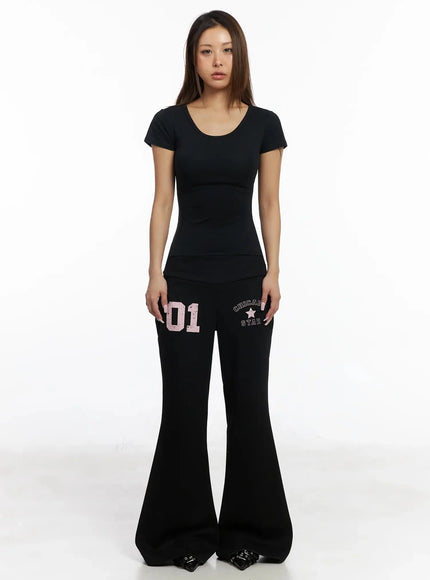 number-graphic-flare-sweatpants-iy504