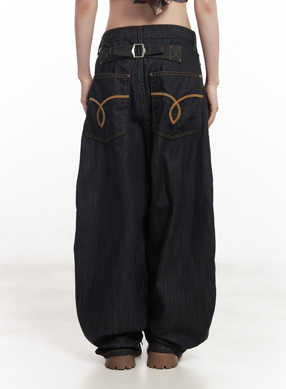 jessie-stitched-wide-leg-jeans-cy520