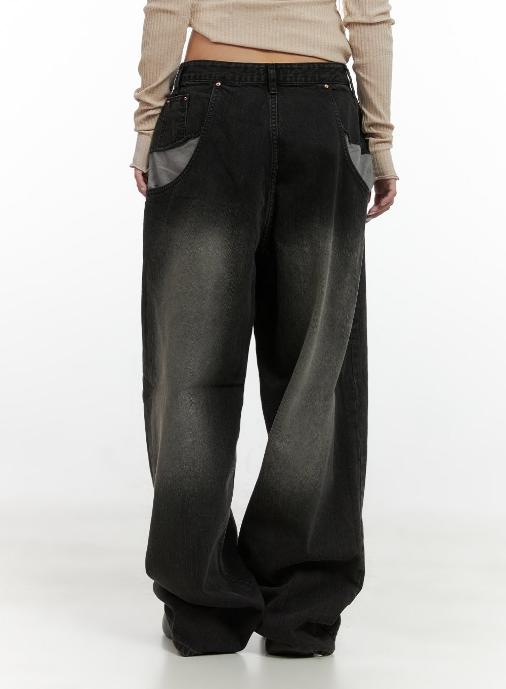 darla-oversized-pocketed-denim-jeans-cs425